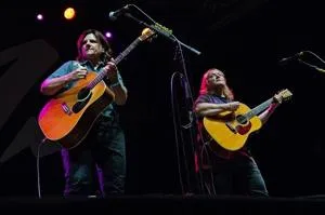 Indigo Girls' Emily Saliers performing