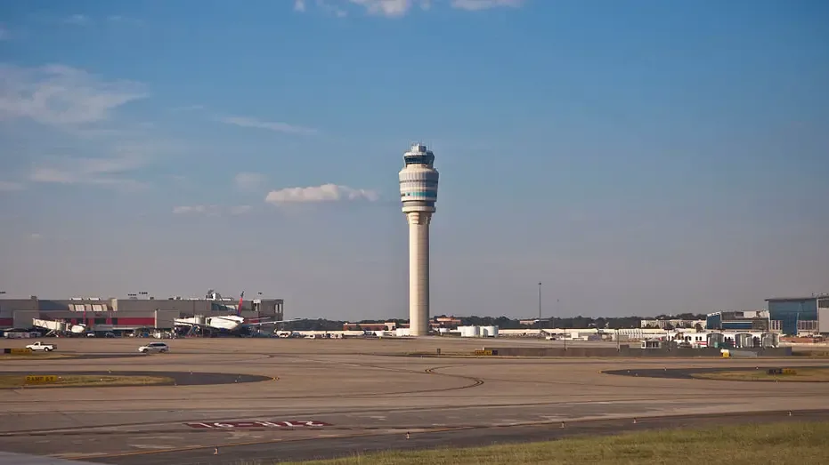 Hartsfield-Jackson Atlanta International Airport terminal