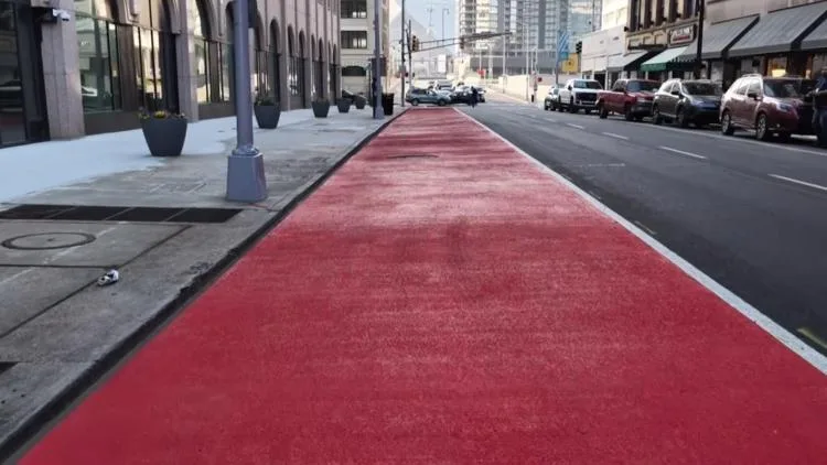 MARTA Rapid A-Line bus at North Avenue station on launch day